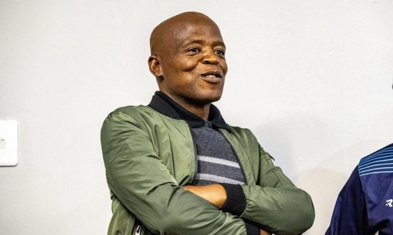 Chippa Mpengesi smiling with Kwanele Kopo